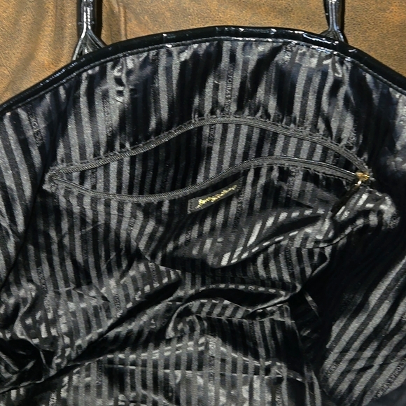 2019 Retired Victoria's Secret Spacious Tote Bag with Stars & Heart Design - Picture 11 of 11